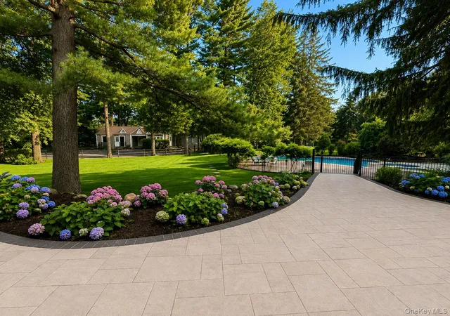Photo 3 of Single family home for sale at 1846 Muttontown Rd, Oyster Bay, NY 11791 | MLS# 1036241 | Listing updated on 2026-09-13