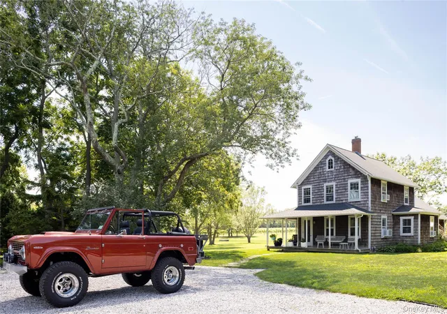 Photo 1 of Single family home for sale at 2850 Main Bayview Rd, Southold, NY 11971 | MLS# 1036373 | Listing updated on 2026-09-14
