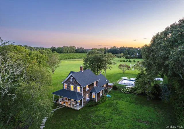 Photo 3 of Single family home for sale at 2850 Main Bayview Rd, Southold, NY 11971 | MLS# 1036373 | Listing updated on 2026-09-14