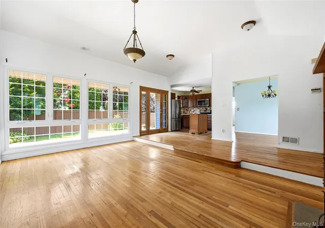 Photo 3 of Sale Pending at 188 1st Avenue, Oyster Bay, NY 11762 | MLS# 1036458 | Listing updated on 2026-09-09