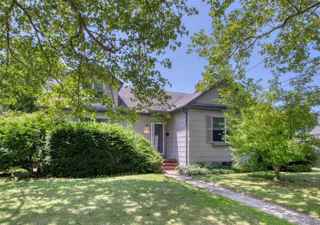 Photo 1 of Single family home for sale at 1227 Roanoke Ave, Riverhead, NY 11901 | MLS# 1036477 | Listing updated on 2026-09-19