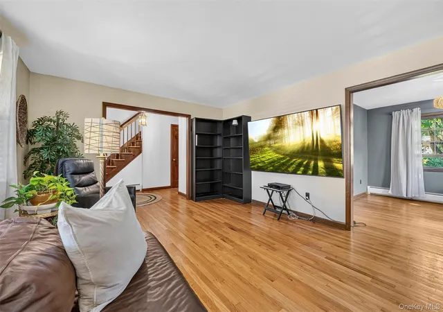 Photo 4 of Single family home for sale at 10 Washington Ave, Ramapo, NY 10974 | MLS# 1036485 | Listing updated on 2026-09-13