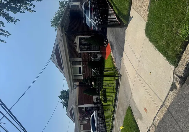 Photo 1 of Single family home for sale at 18618 140th Avenue, New York, NY 11413 | MLS# 1036575 | Listing updated on 2026-09-15