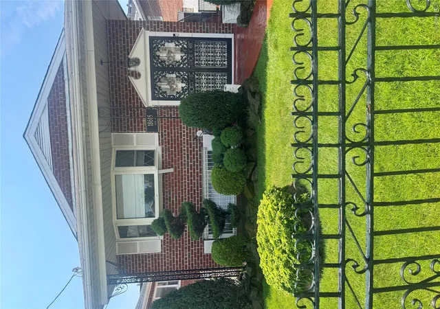 Photo 2 of Single family home for sale at 18618 140th Avenue, New York, NY 11413 | MLS# 1036575 | Listing updated on 2026-09-15