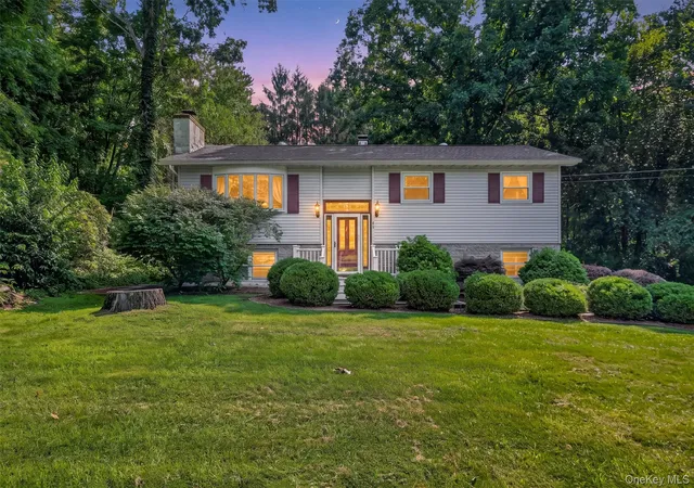 Photo 3 of Sale Pending at 37 Julie Dr, East Fishkill, NY 12533 | MLS# 1036754 | Listing updated on 2026-09-10