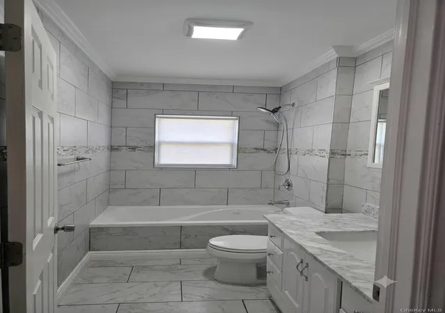 Photo 4 of Single family home for sale at 92-10 212th Place, New York, NY 11428 | MLS# 1036805 | Listing updated on 2026-10-03