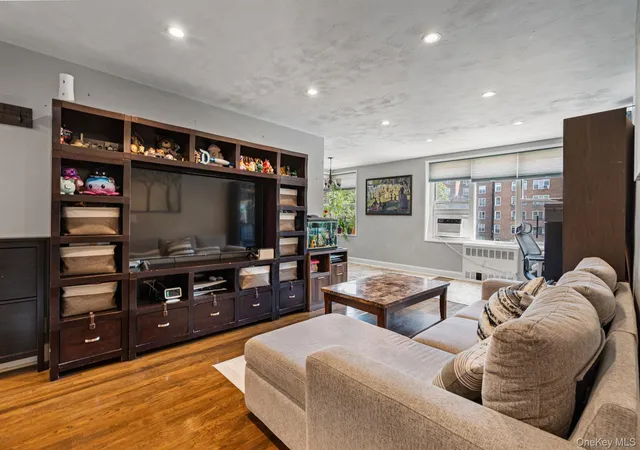Listing Photo 5 - Condo for sale in building located at 209-15 18Th Ave, New York, NY 11360 - Unit #3D