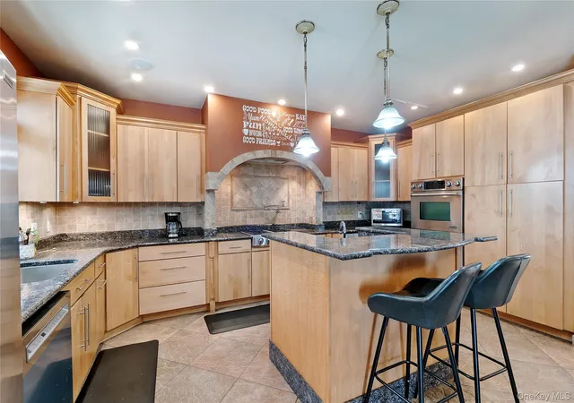 Photo 4 of Single family home for sale at 158-23 92nd Street, New York, NY 11414 | MLS# 1037044 | Listing updated on 2026-10-25
