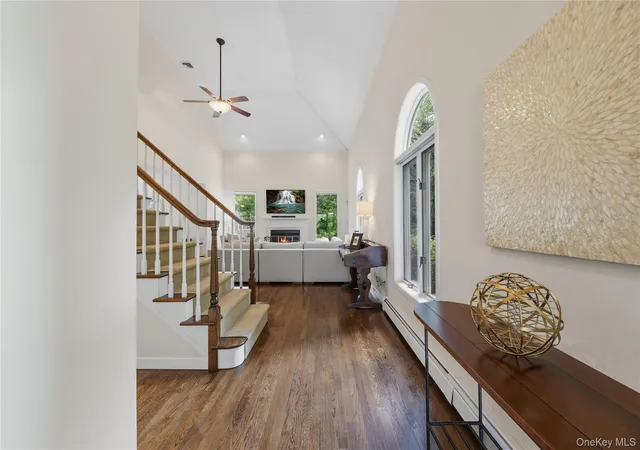 Photo 2 of Single family home for sale at 9 Elizabeth Ct, Ossining, NY 10510 | MLS# 1037094 | Listing updated on 2026-09-15