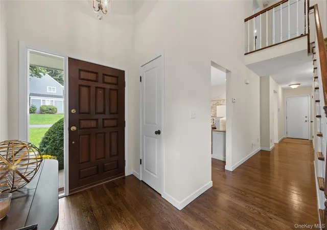 Photo 3 of Single family home for sale at 9 Elizabeth Ct, Ossining, NY 10510 | MLS# 1037094 | Listing updated on 2026-09-15