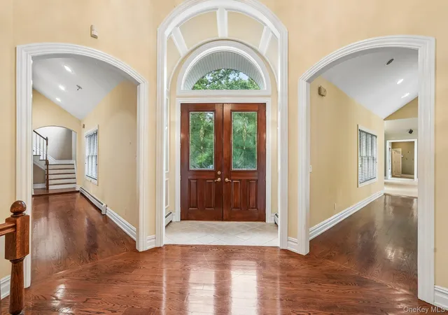 Photo 3 of Mansion for sale at 55 Strawtown Rd, Clarkstown, NY 10956 | MLS# 1037097 | Listing updated on 2026-09-25