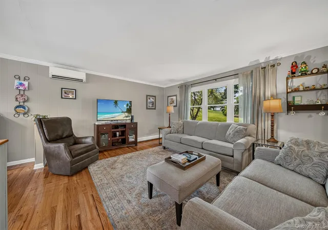 Photo 4 of Sale Pending at 8 Comfort Rd, Middletown, NY 10941 | MLS# 1037221 | Listing updated on 2026-09-09