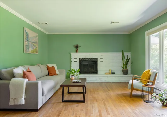 Photo 2 of Single family home for sale at 133 White Schoolhouse Rd, Rhinebeck, NY 12572 | MLS# 1037254 | Listing updated on 2026-09-22