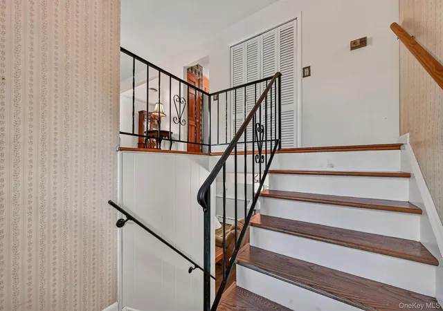 Photo 3 of Sale Pending at 24 Meadow St, Newburgh (town), NY 12550 | MLS# 1037473 | Listing updated on 2026-09-15