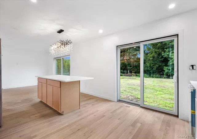 Photo 3 of Sale Pending at 5 Bevan Pl, Eastchester, NY 10709 | MLS# 1037512 | Listing updated on 2026-09-10