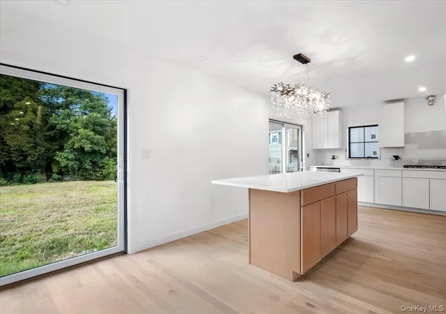Photo 3 of Sale Pending at 5 Bevan Pl, Eastchester, NY 10709 | MLS# 1037512 | Listing updated on 2026-09-10