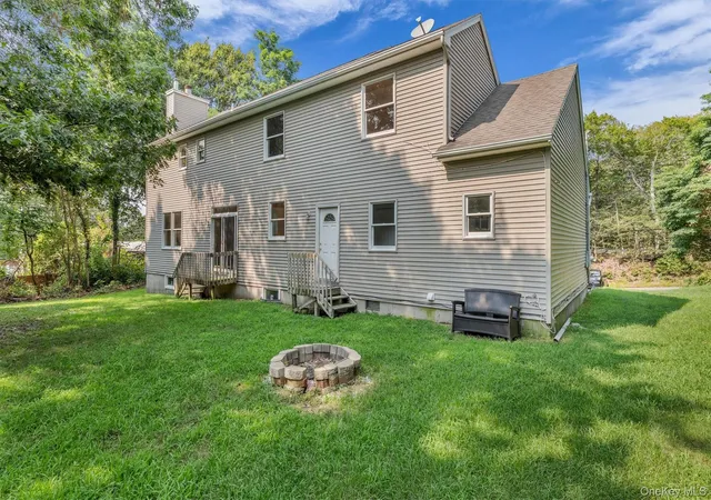 Photo 32 of Single family home for sale at 1871 Edwards Ave, Riverhead, NY 11933 | MLS# 1037778 | Listing updated on 2026-09-26