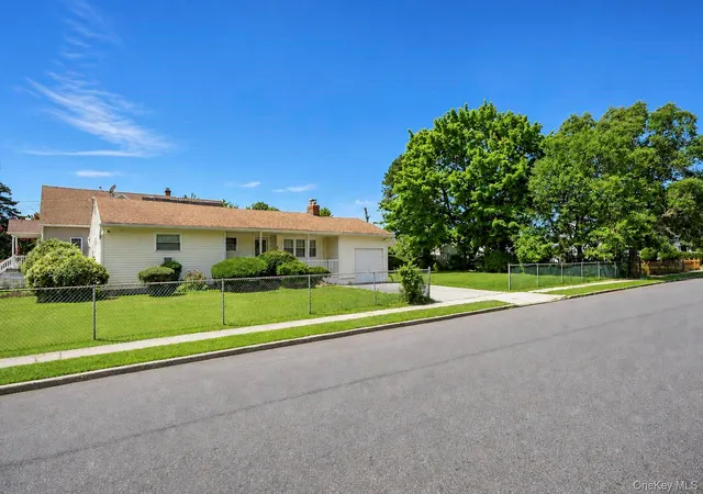 Photo 3 of Single family home for sale at 46 Marshall Ave, Islip, NY 11717 | MLS# 1037972 | Listing updated on 2026-09-13