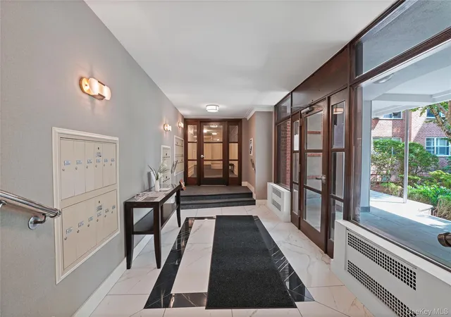 Photo 3 of Condo for sale at 235 Garth Rd #E1G, Eastchester, NY 10583 | MLS# 1038035 | Listing updated on 2026-09-14