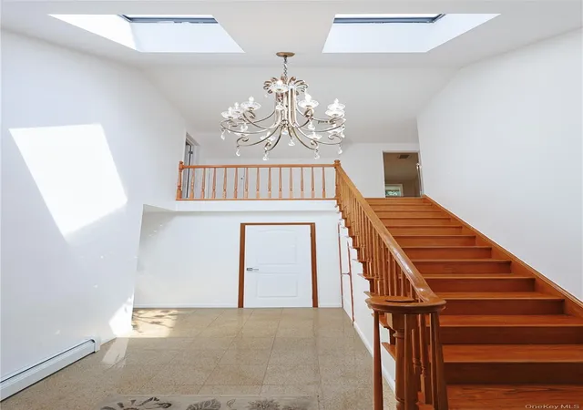 Photo 3 of Single family home for sale at 9 Talbot Dr, North Hempstead, NY 11020 | MLS# 1038093 | Listing updated on 2026-10-08