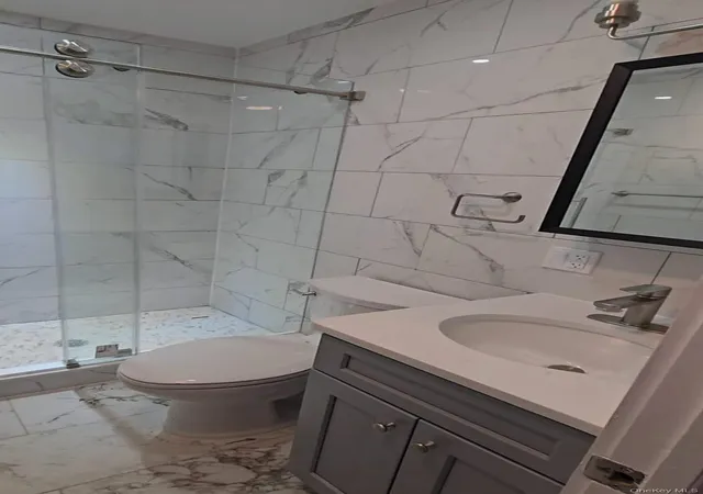 Listing Photo 5 - Condo for sale in building located at 2041 Strauss St, New York, NY 11212