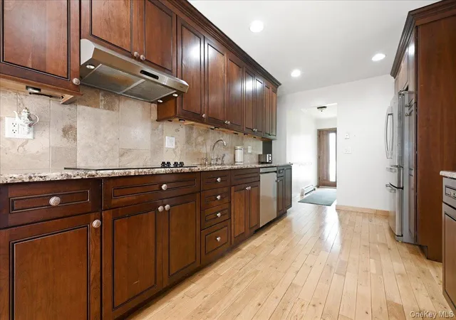 Photo 3 of Single family home for sale at 244 Neptune Ave, Babylon, NY 11704 | MLS# 1038304 | Listing updated on 2026-09-29