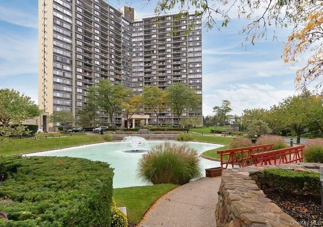 Condo for sale at 1 Bay Clb Dr #18L, New York, NY 11360 | MLS# 1038439 | Listing updated on 2026-09-14