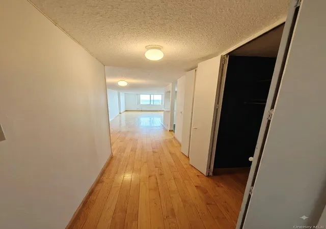 Photo 3 of Condo for sale at 1 Bay Clb Dr #18L, New York, NY 11360 | MLS# 1038439 | Listing updated on 2026-09-14