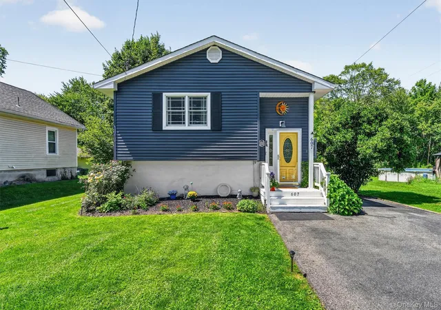 Photo 3 of Sale Pending at 607 Heard Ave, Montgomery, NY 12543 | MLS# 1038808 | Listing updated on 2026-09-10