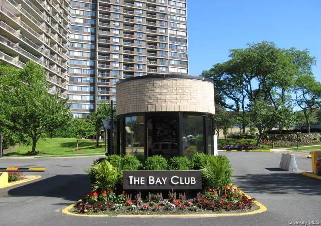 Photo 2 of Condo for sale at 1 Bay Clb Dr #19H, New York, NY 11360 | MLS# 1038845 | Listing updated on 2026-09-14