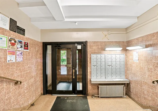 Photo 3 of Sale Pending at 2049 Mcgraw Ave #4F, New York, NY 10462 | MLS# 1038872 | Listing updated on 2026-09-10