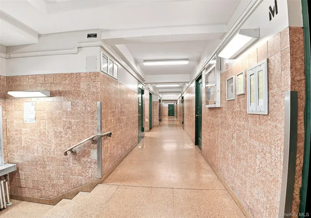 Photo 4 of Sale Pending at 2049 Mcgraw Ave #4F, New York, NY 10462 | MLS# 1038872 | Listing updated on 2026-09-10