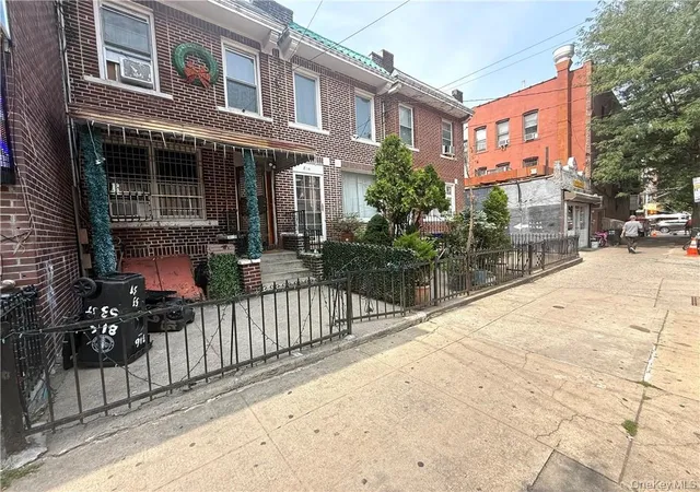 Photo 3 of Single family home for sale at 816 53rd Street, New York, NY 11220 | MLS# 1038985 | Listing updated on 2026-09-11