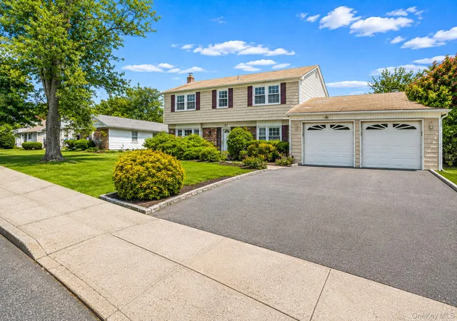 Photo 2 of Single family home for sale at 67 Lakeside Ave, Brookhaven, NY 11755 | MLS# 1039021 | Listing updated on 2026-09-14
