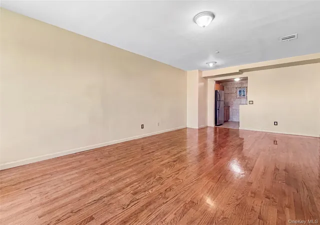 Photo 4 of Condo for sale at 339 Ave P #6B, New York, NY 11204 | MLS# 1039067 | Listing updated on 2026-09-13