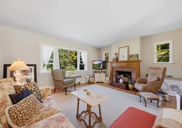 Photo 2 of Single family home for sale at 278 Lafayette Ave, Cortlandt, NY 10567 | MLS# 1039073 | Listing updated on 2026-09-14