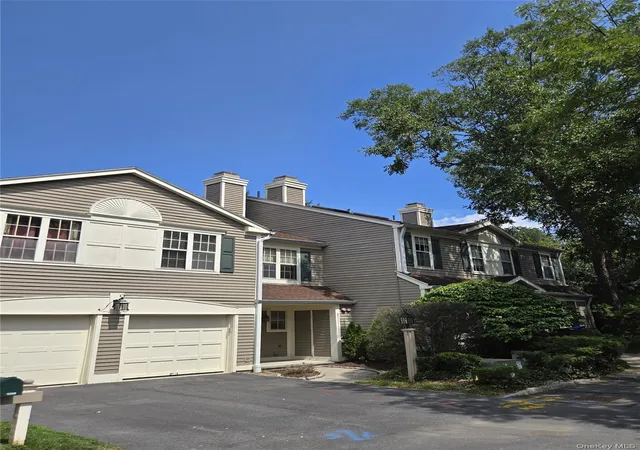 Photo 1 of Condo for sale at 1506 Pondcrest Ln, Greenburgh, NY 10607 | MLS# 1039146 | Listing updated on 2026-09-15