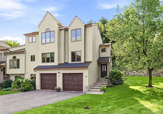 Photo 1 of Single family home for sale at 25 Fawn Ln, Somers, NY 10589 | MLS# 1039259 | Listing updated on 2026-09-18