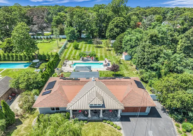 Single family home for sale at 6 N Howells Point Rd, Brookhaven, NY 11713 | MLS# 1039319
