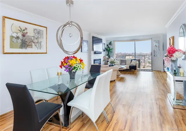 Photo 3 of Condo for sale at 3333 Henry Hudson Pkwy #20D, New York, NY 10463 | MLS# 1039703 | Listing updated on 2026-09-10