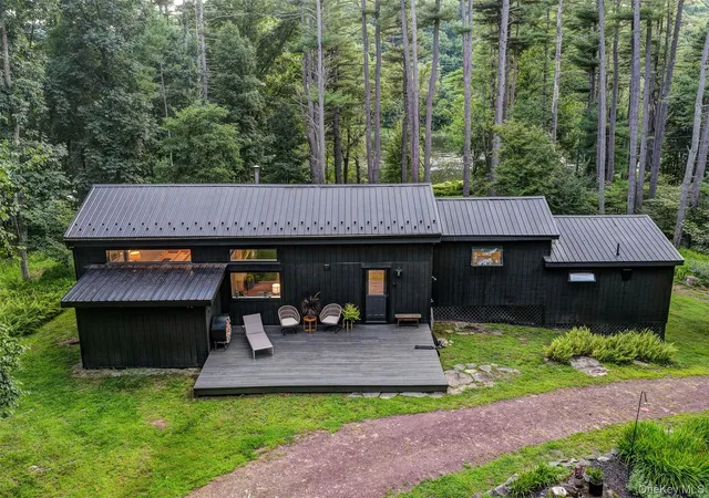 Photo 3 of Sale Pending at 151 Hankins Rd, Tusten, NY 12764 | MLS# 1039747 | Listing updated on 2026-09-30