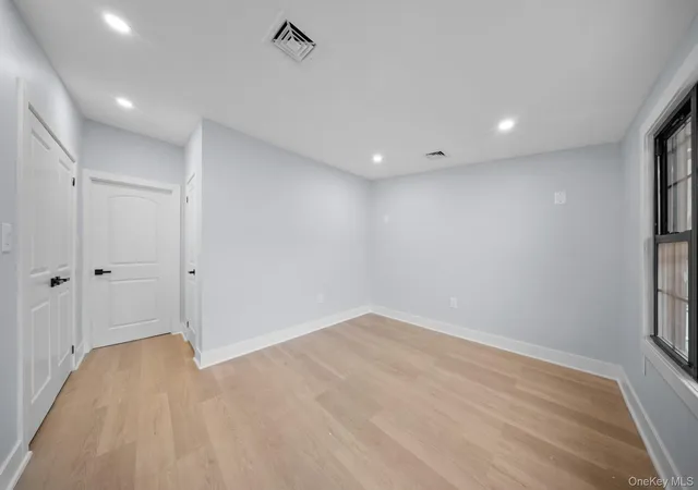 Photo 4 of Single family home for sale at 11593 217th Street, New York, NY 11411 | MLS# 1039929 | Listing updated on 2026-09-14