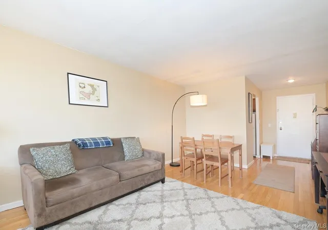 Photo 1 of Condo for sale at 2 Birchwood Ct #5H, Hempstead, NY 11501 | MLS# 1039978 | Listing updated on 2026-09-12