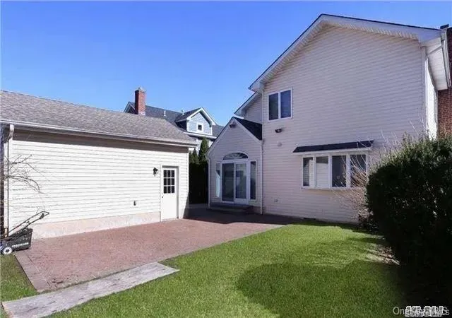 Photo 12 of Single family home for sale at 43 Baxter Ave, North Hempstead, NY 11040 | MLS# 1040035 | Listing updated on 2026-09-14