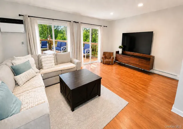 Photo 4 of Sale Pending at 48 Scenic Cir #48, Cortlandt, NY 10520 | MLS# 1040124 | Listing updated on 2026-09-10