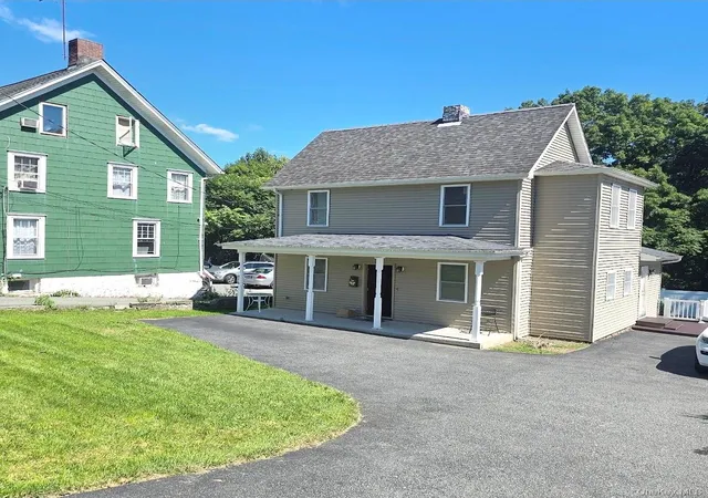 Photo 2 of Single family home for sale at 150 Orange Turnpike, Ramapo, NY 10974 | MLS# 1040219 | Listing updated on 2026-09-14
