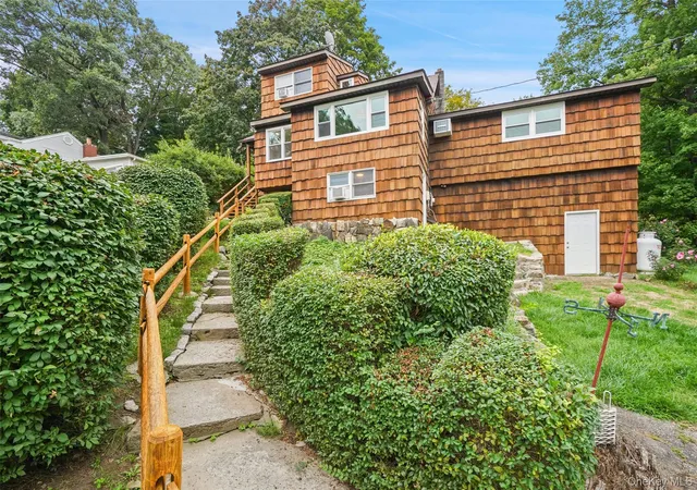 Photo 3 of Single family home for sale at 17 Mary Ave, Carmel, NY 10541 | MLS# 1040283 | Listing updated on 2026-09-13