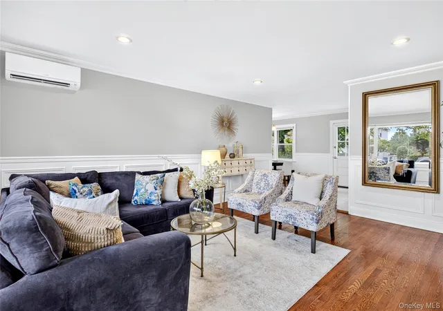 Photo 4 of Single family home for sale at 50 Commander Ave, Hempstead, NY 11530 | MLS# 1040420 | Listing updated on 2026-09-14