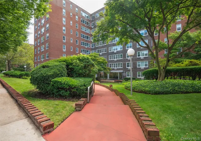 Listing Photo 1 - Condo for sale in building located at 164-20 Highland Ave, New York, NY 11432 - Unit #7T
