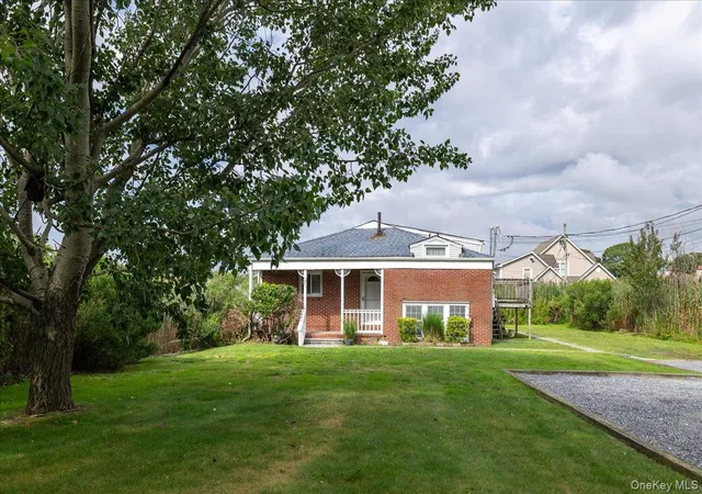 Photo 2 of Single family home for sale at 46 Riverdale Ave, Oyster Bay, NY 11758 | MLS# 1040763 | Listing updated on 2026-10-06